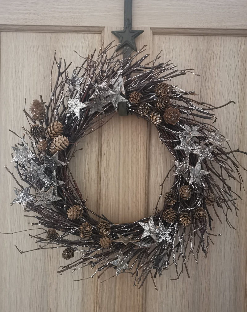 Golden Twig Christmas Wreath - TBI