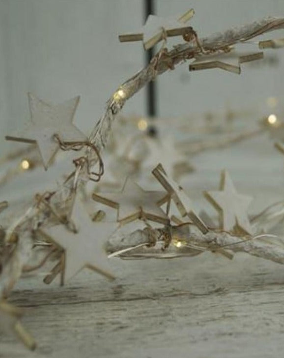 Whitewashed LED Christmas Star Garland