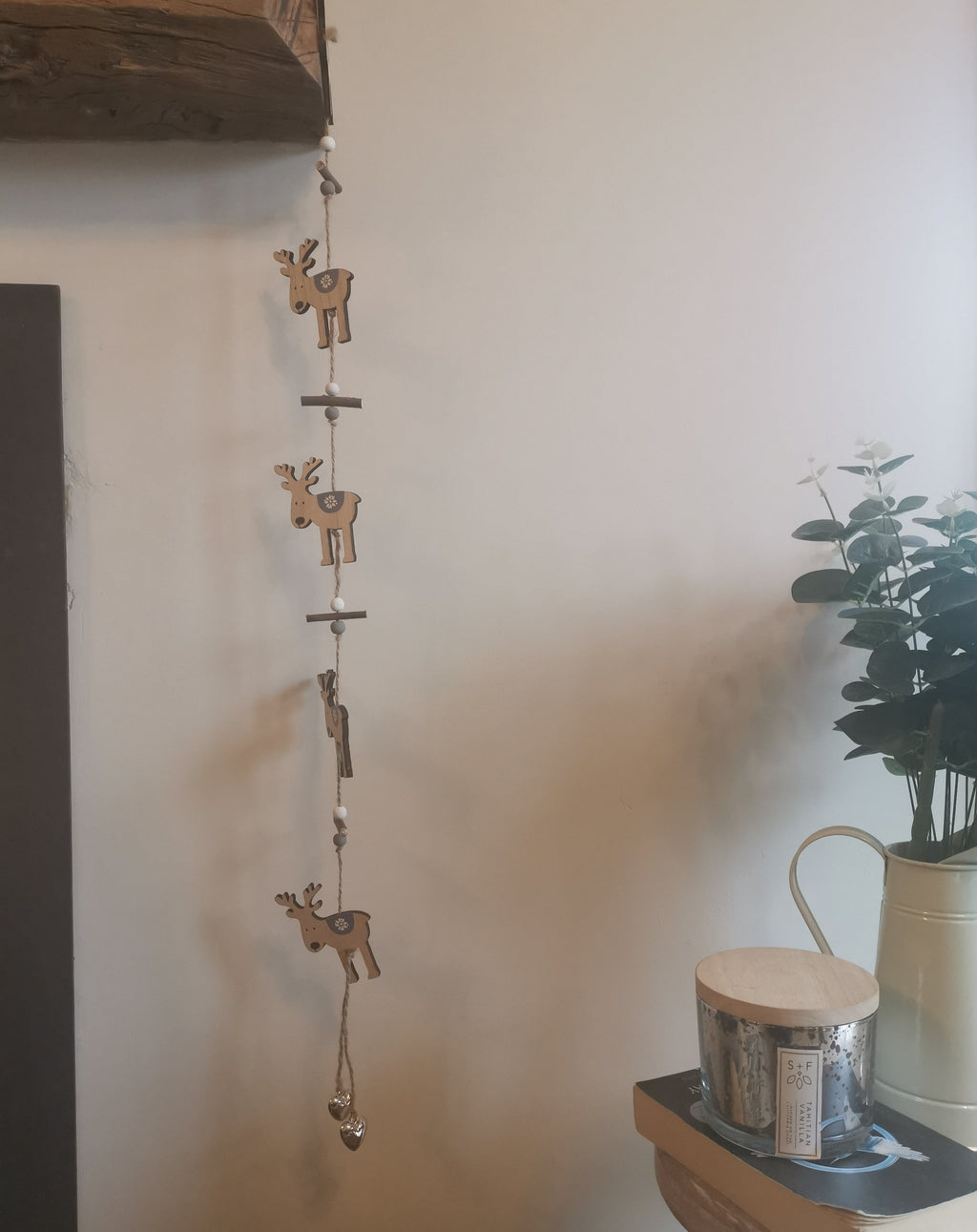 Wooden Reindeer Garland - TBI
